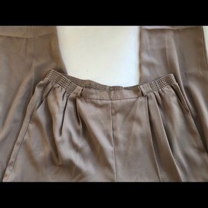 📚 2/$12 NWT Cricket Lane Pants